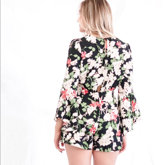 Floral Print Romper - Picture 2 of 3